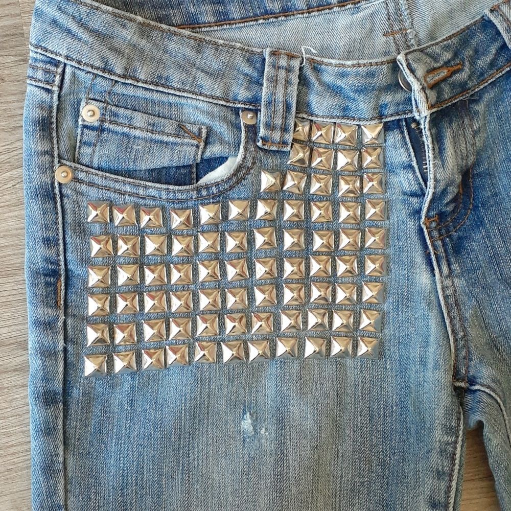 Custom Silver Studded Jeans 28 x 32 Straight Leg - Picture 6 of 8